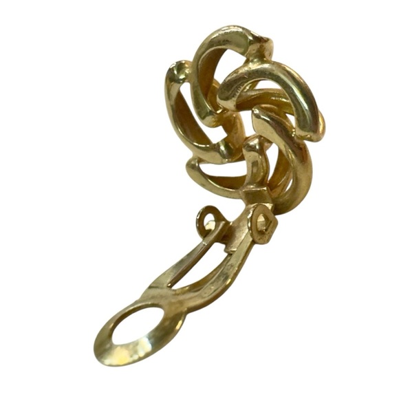 Vintage 14k Yellow Gold Nabco Flower Clip-On Earrings - Picture 11 of 14